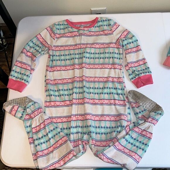 3t carters fleece footed heart pajamas - Picture 1 of 2
